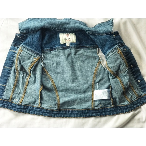 Vintage Guess - Picture 6 of 7